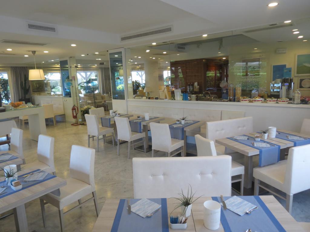 Hotel Eden Cinquale Bagian luar foto