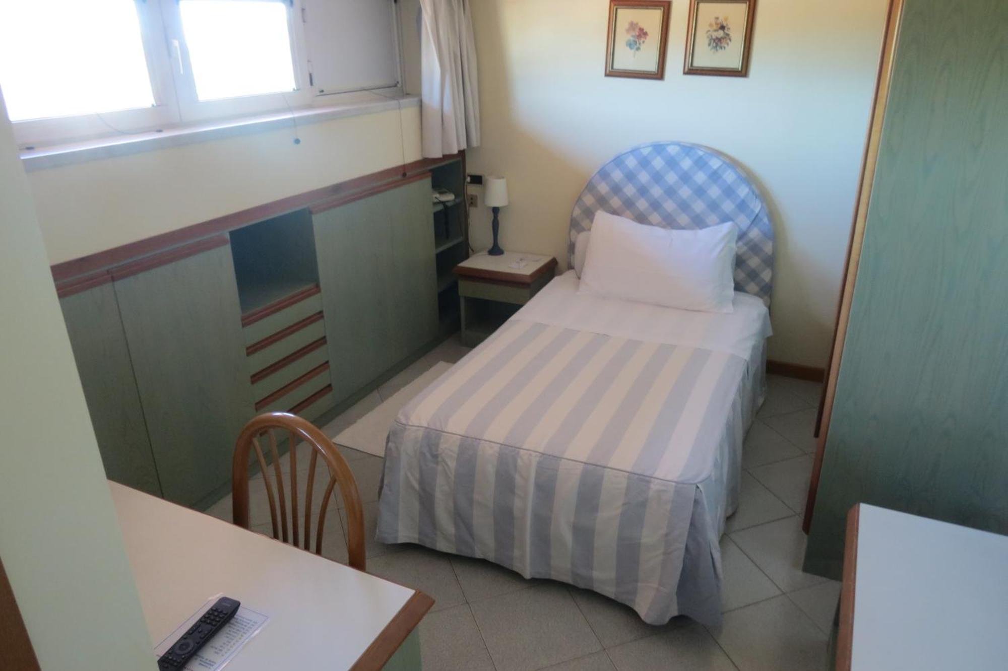 Hotel Eden Cinquale Bagian luar foto